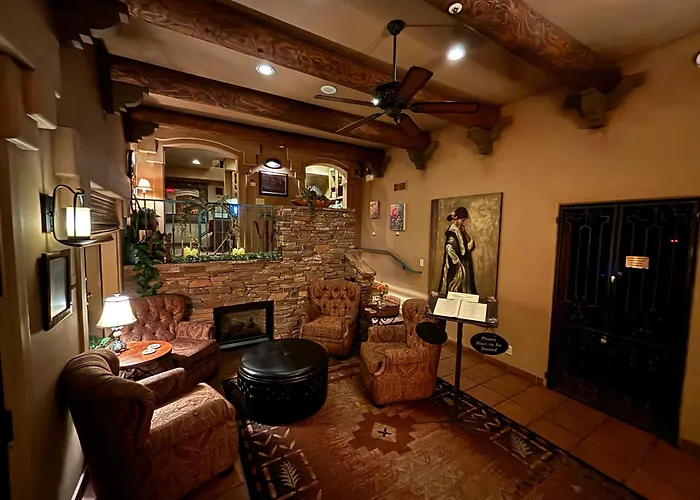 Casa Inn 4*