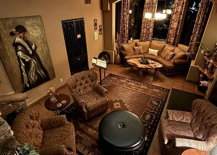 Casa Inn 4*